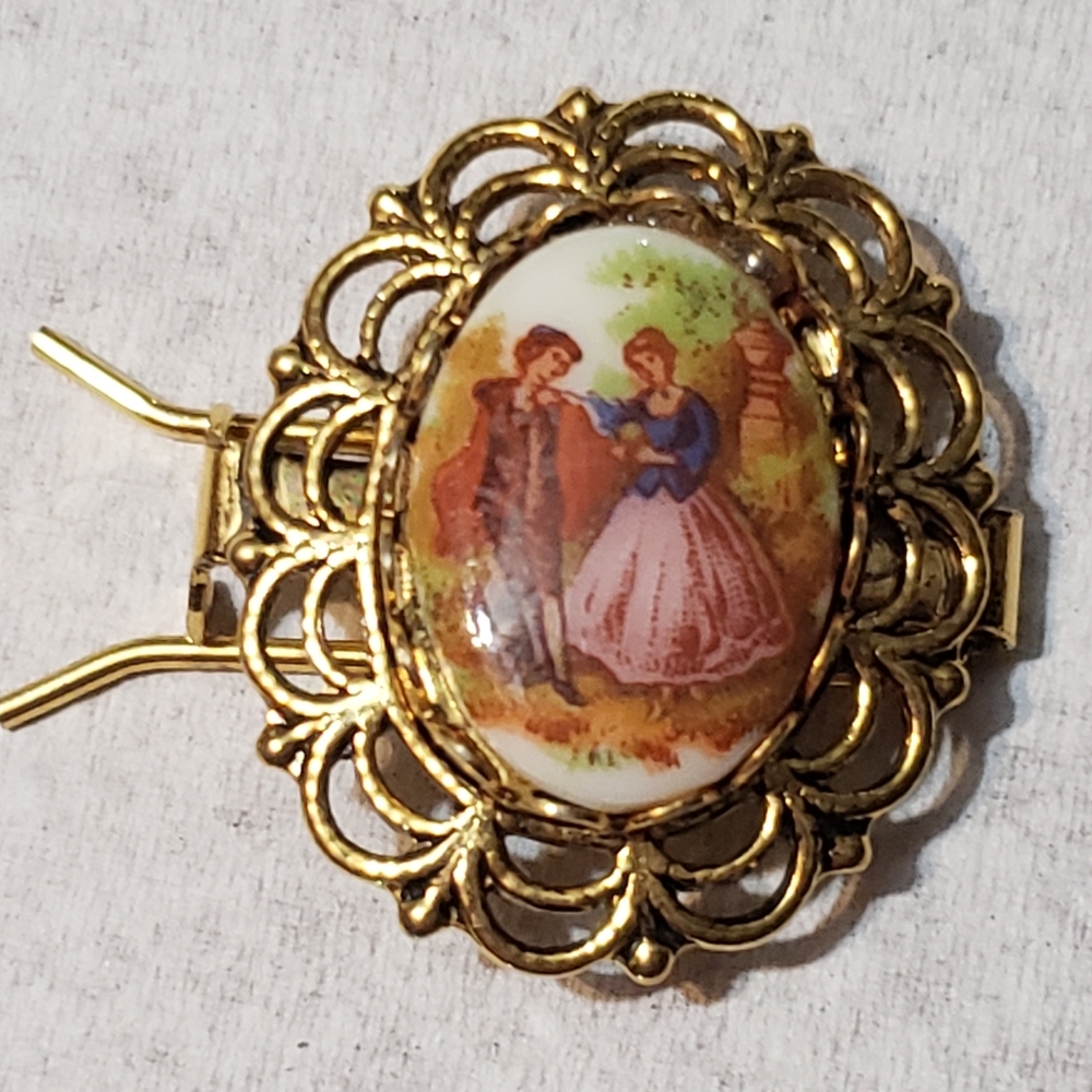 Vintage hair clip